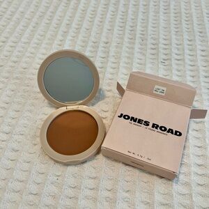 Jones Road The Bronzer in Light Tan Full Size 5.7g/0.20oz